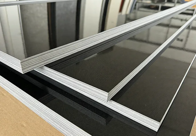 পিইটি মিরর কার্বন ক্রিস্টাল ওয়াল প্যানেলের বৈশিষ্ট্য।